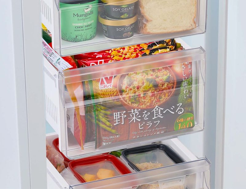 冷凍食品の入れる向きを縦横選ばず収納できる