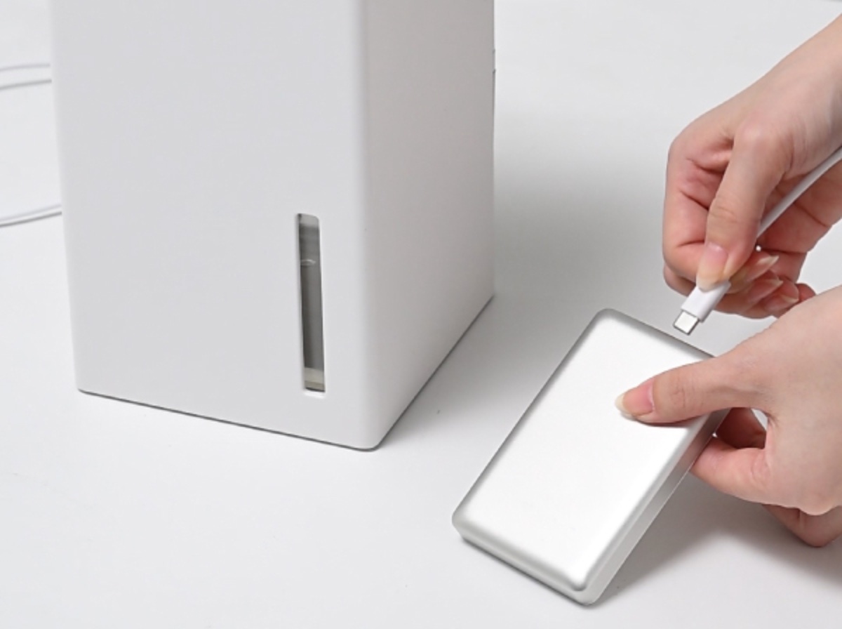 モバイルバッテリーからも給電できる