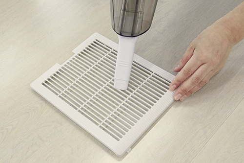 空気取込口の「吸気グリル」はホコリがたまりやすい(画像提供：ダイニチ工業)