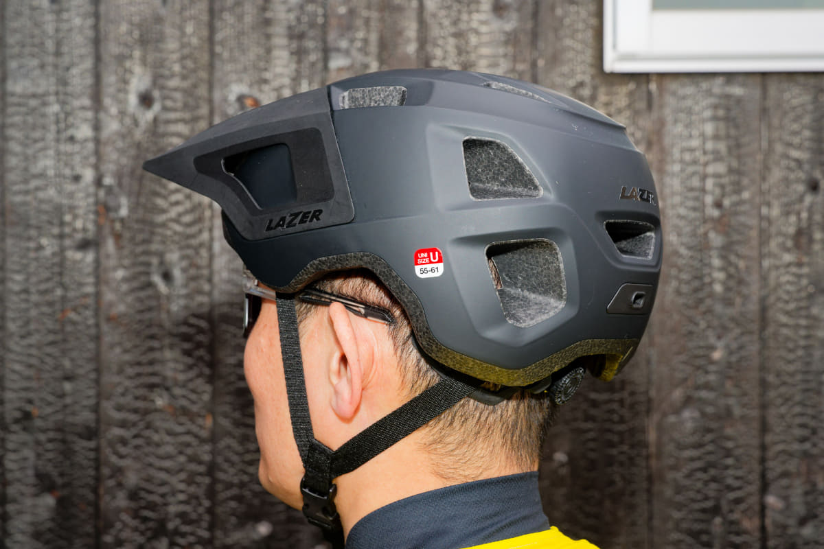 LAZERのヘルメットと組み合わせても、もちろん干渉なし