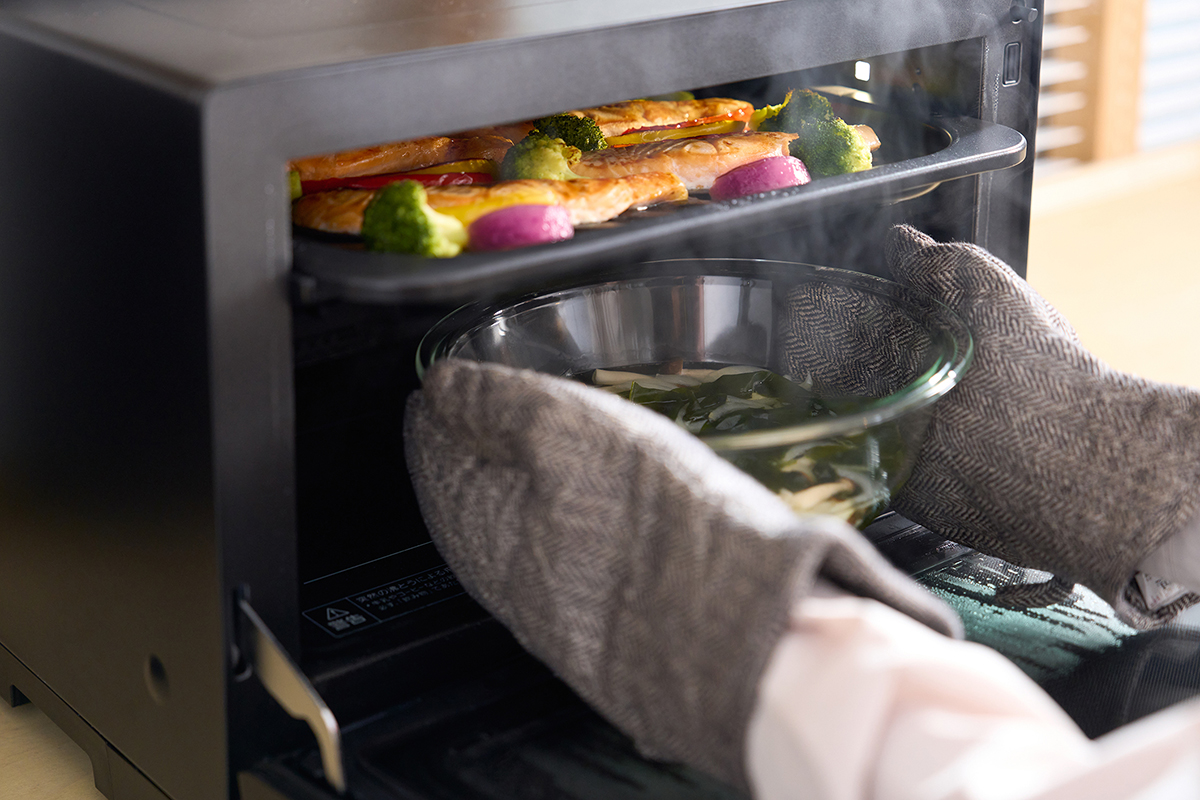 グリル料理とスープを同時に作れる