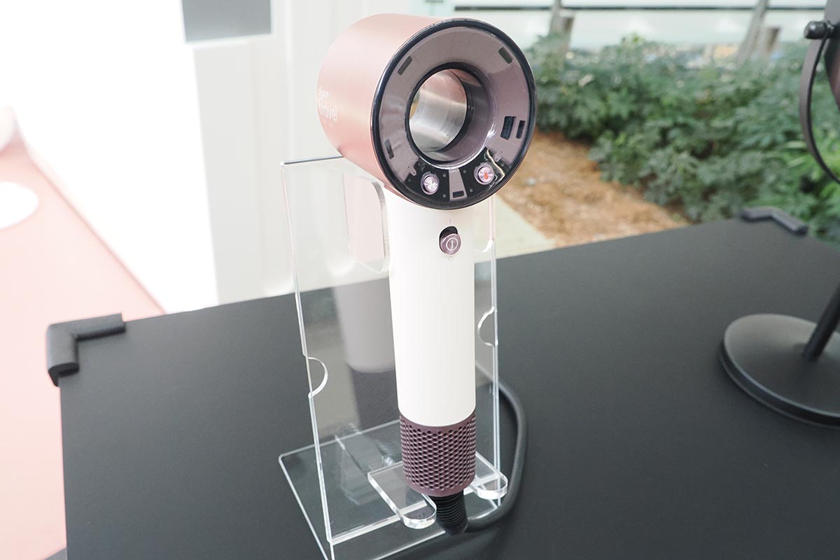 Dyson Supersonic Travelヘアドライヤー