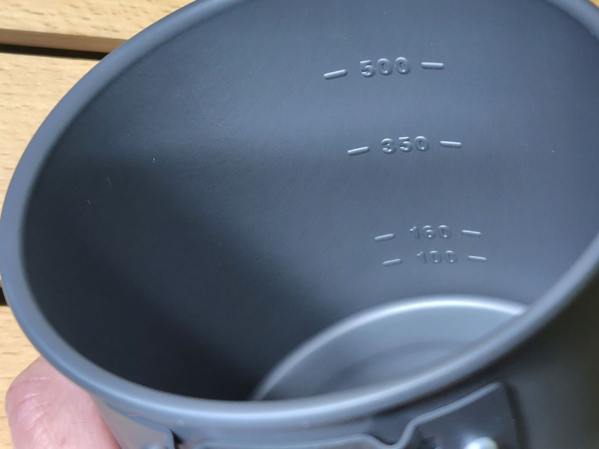 マグ650にも計量目盛が付いている