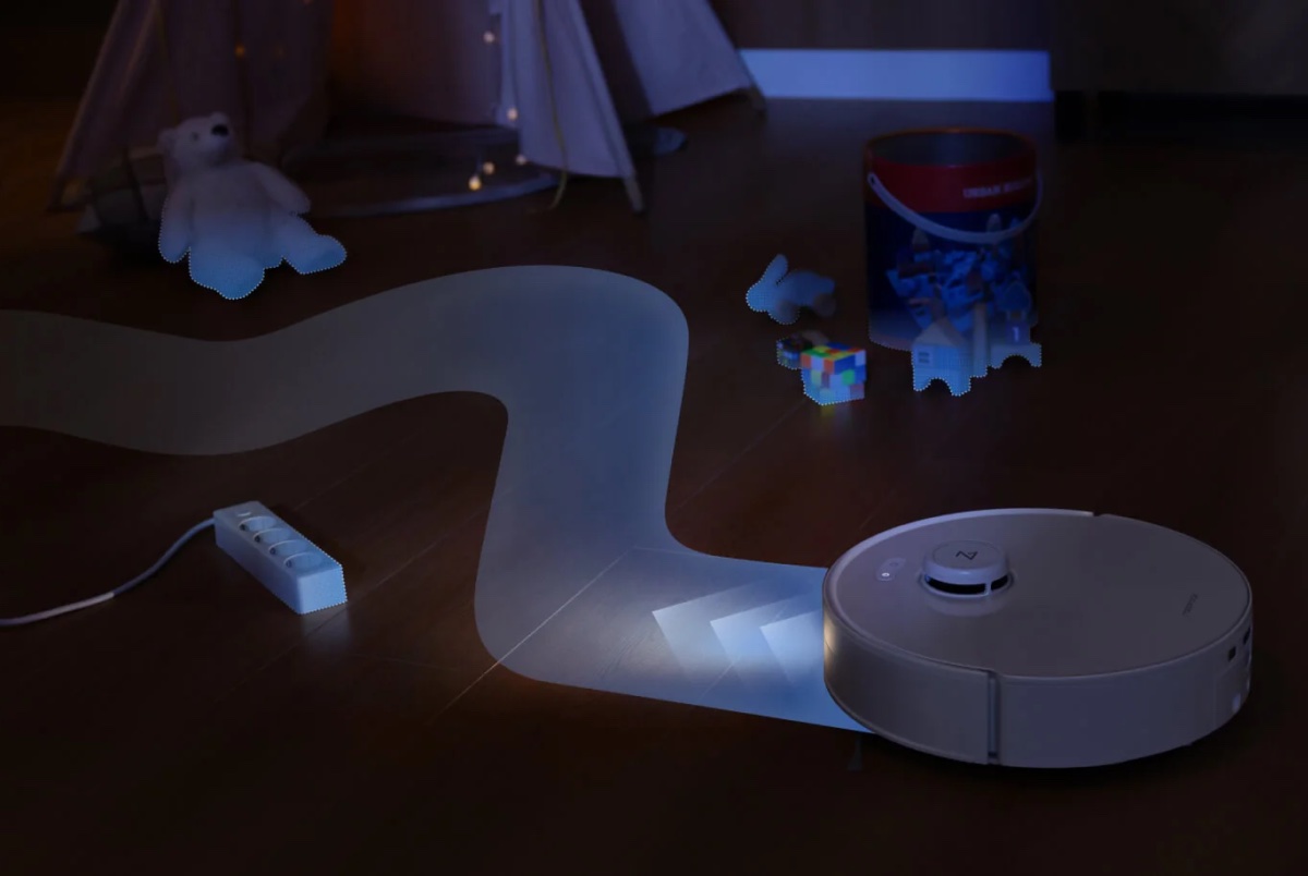 昼夜問わず障害物を見分けて回避する