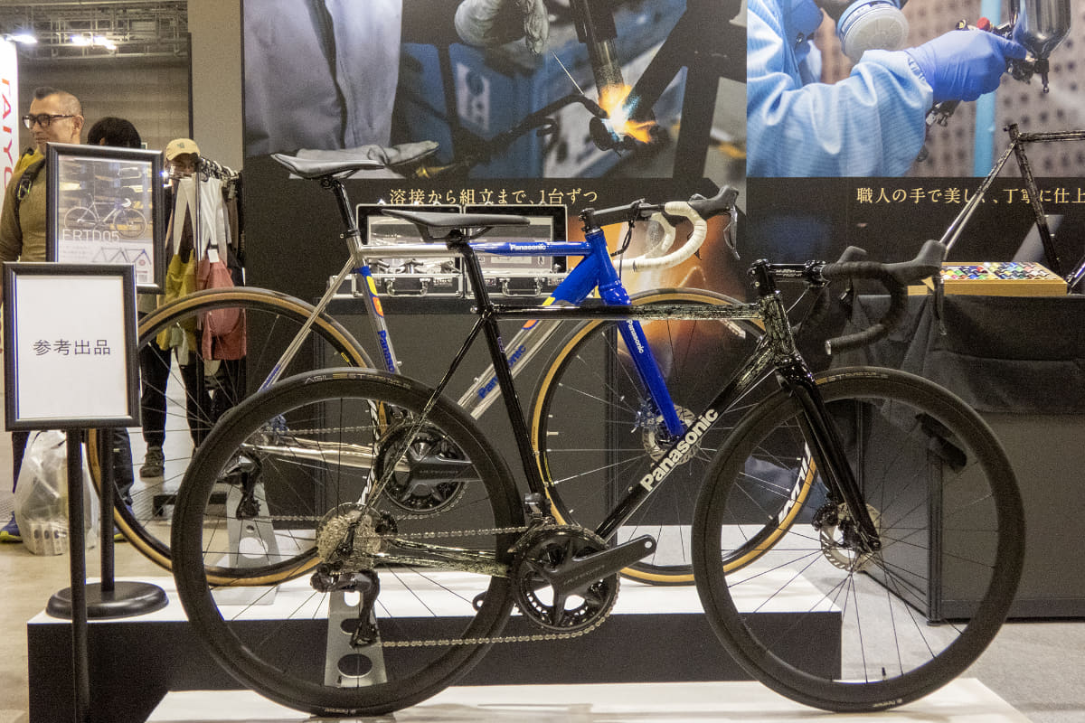 パナソニックは、今回はe-bikeなしでPOS(パナソニック オーダー システム)の塗装やフレームへのこだわりを伝えていました