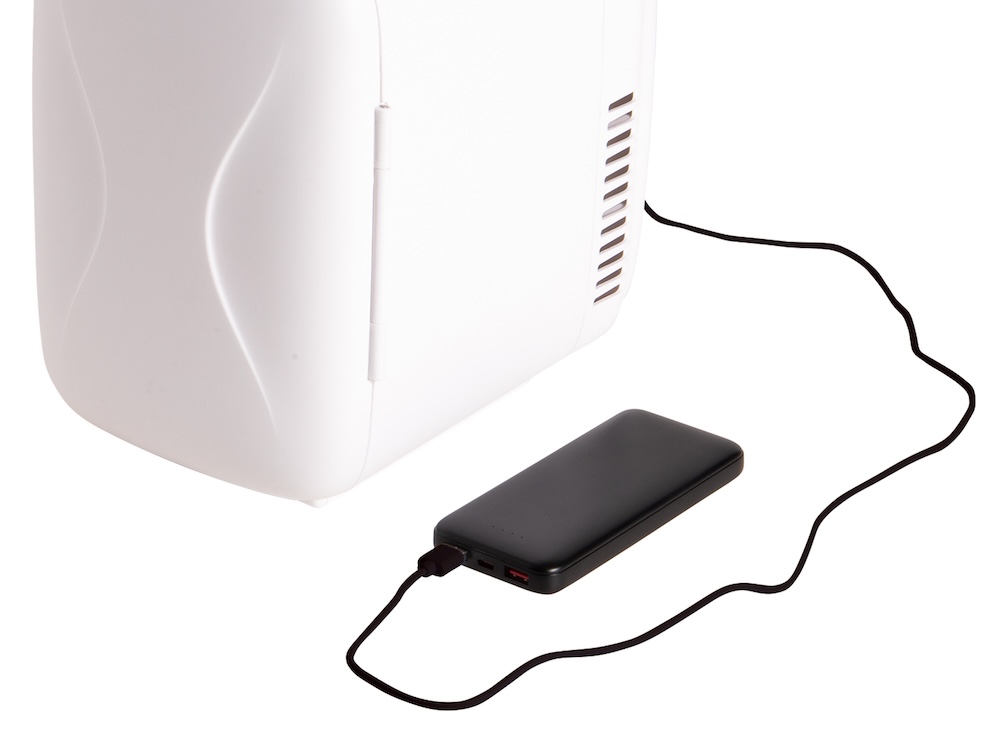 モバイルバッテリーでも稼動させられる
