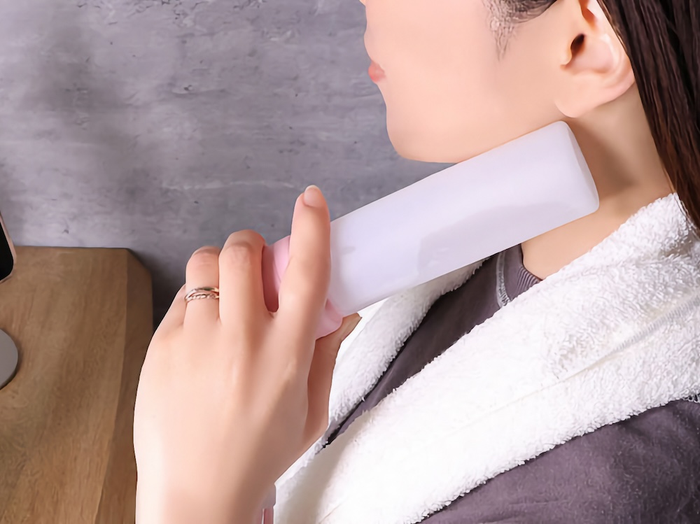 いつでもひんやり ICE COOL STICK 氷のう 魔法瓶ボトル型 MOT-TUM01