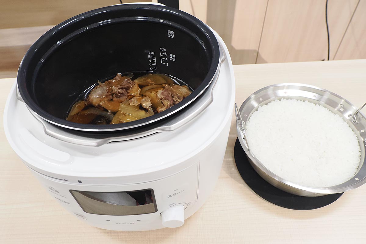 牛丼のごはんと具など、2品同時調理に対応