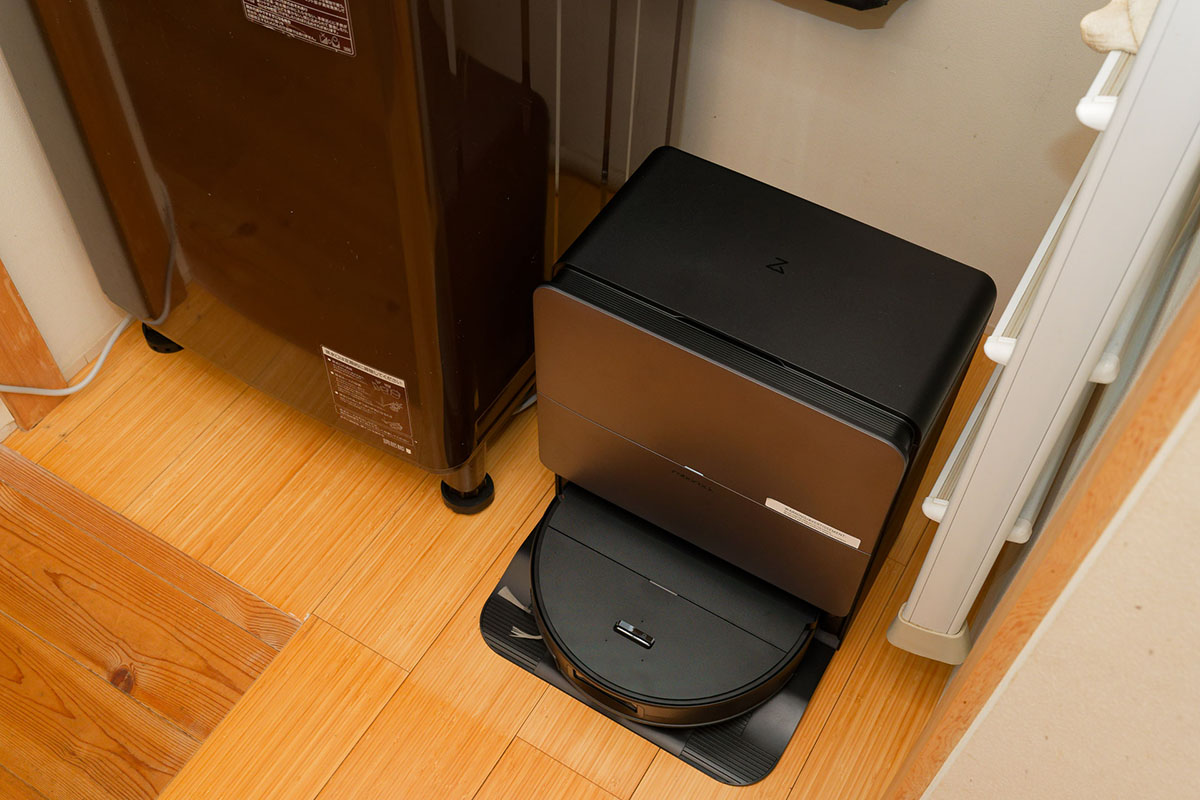 充電ステーションに帰還したSaros 20 Sonic