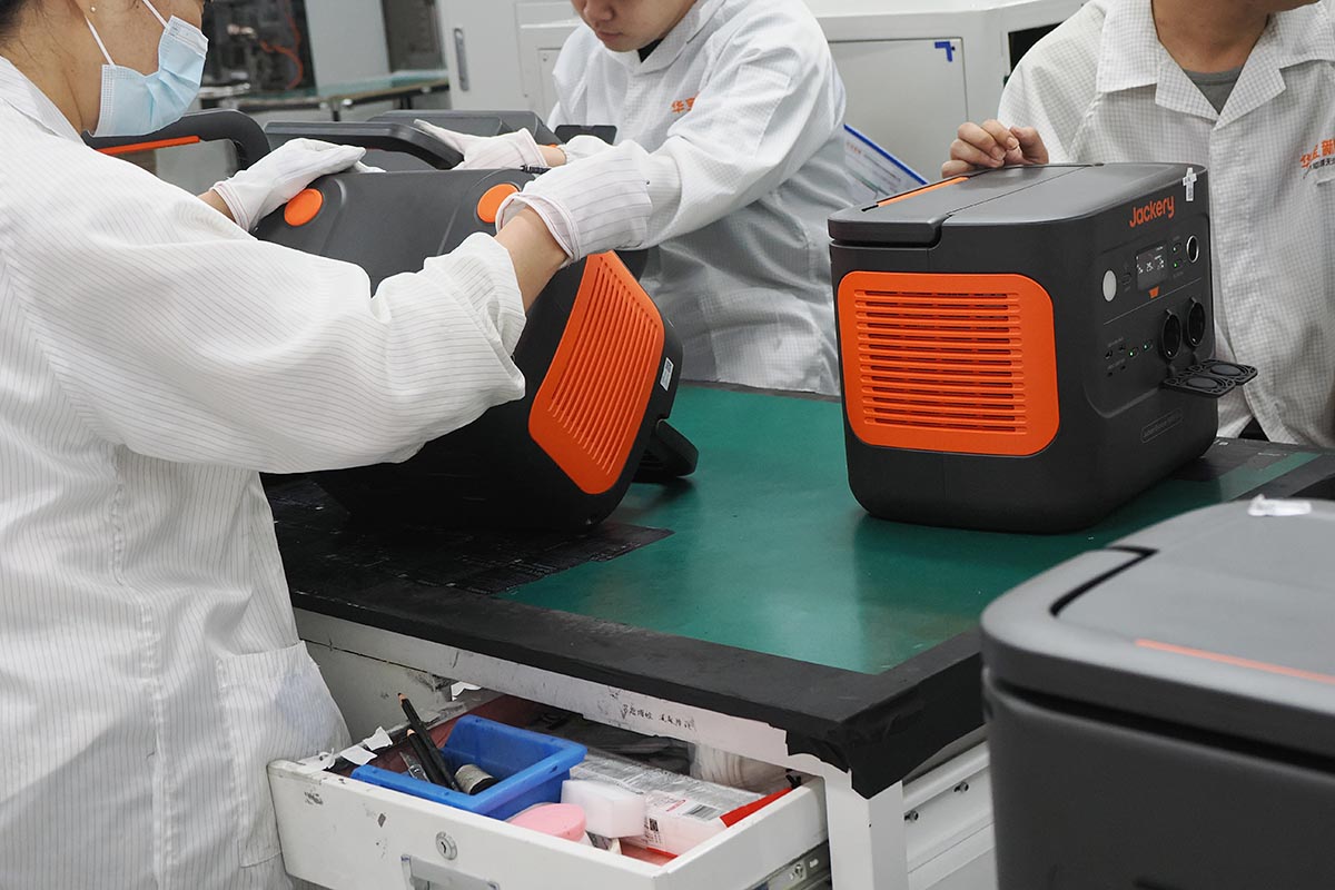 Jackeryのポータブル電源やソーラーパネルの工場を初取材