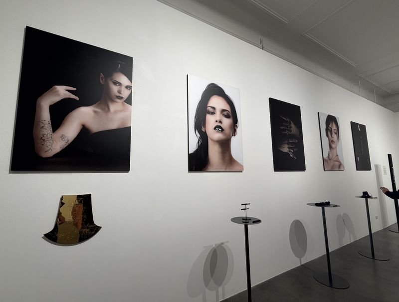 光がやわらかく差し込む「Casa degli Artisti」で開催されたヤマハの展示「PAESREY」