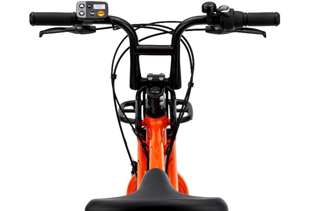 「BP01」の仕様とデザインを受け継いだ「EZ」ハンドルを採用し、過去のコラボレーションモデルと現行製品を組み合わせることで未来へと続く新たな移動体験を提案するという