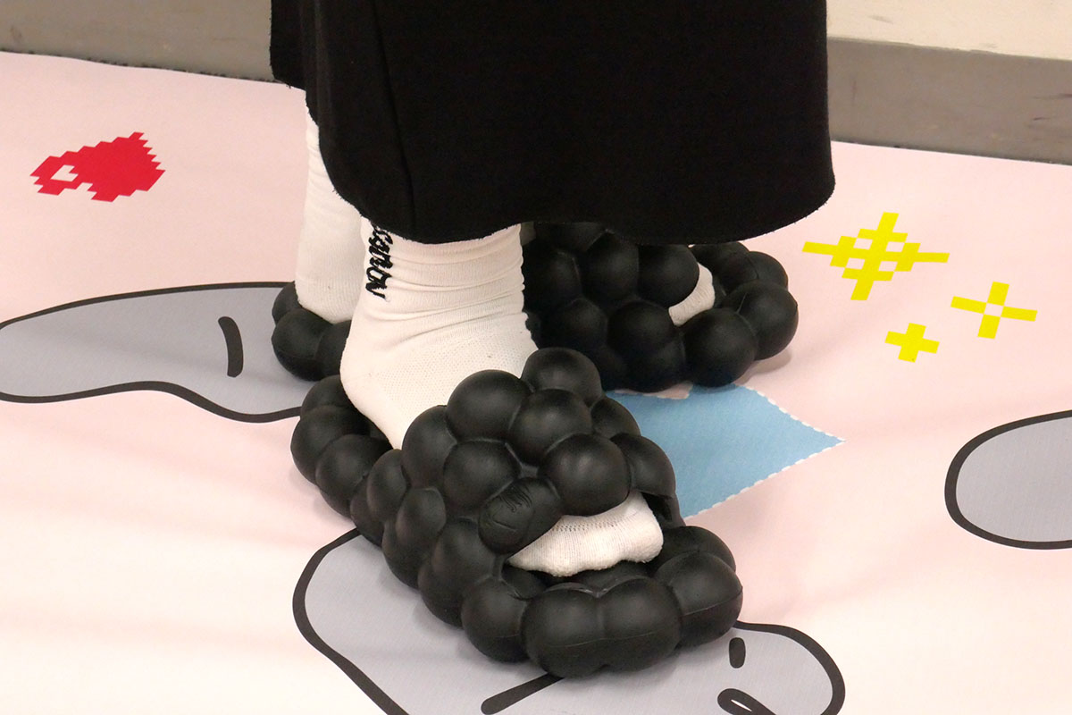 ゴリラの裸足