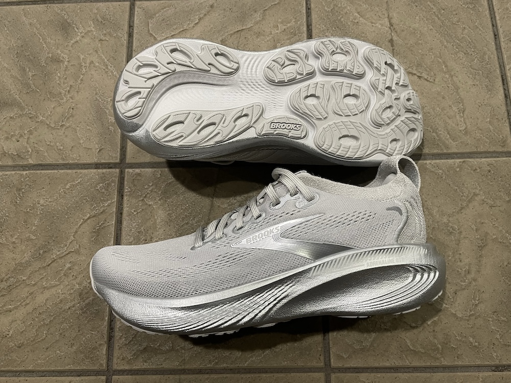 BROOKS ADRENALINE GTS25(ブルックス アドレナリンGTS25)