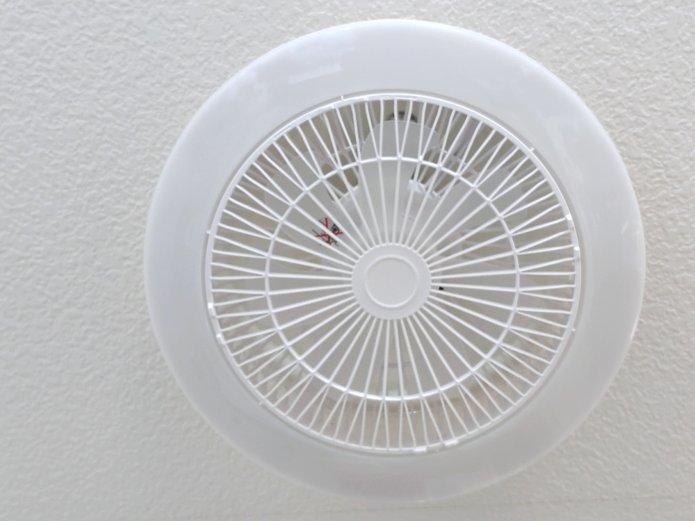 ちょっとした空間の空気を循環させるのにも役立つ