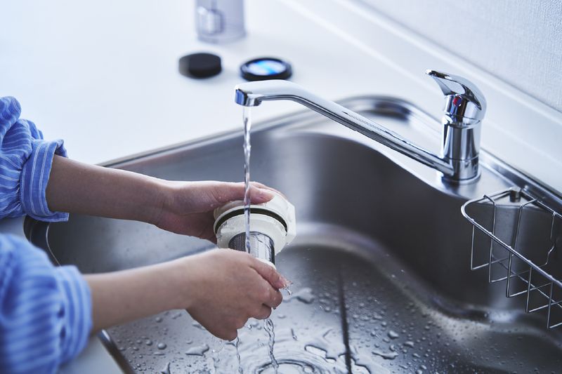 ダストカップのほか、フィルターやヘッドの回転ブラシは水洗いできる