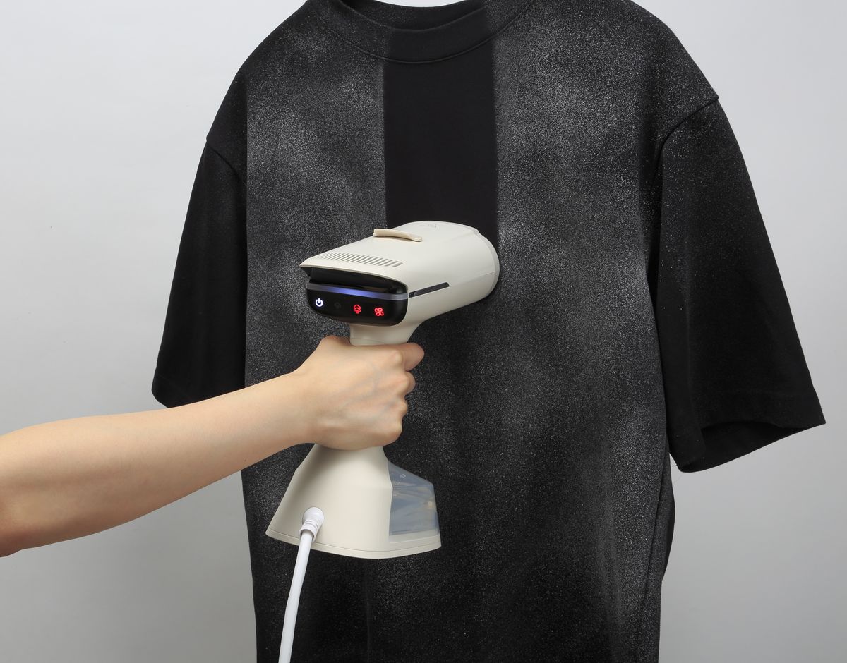 ホコリや糸くずも同時に吸引できる