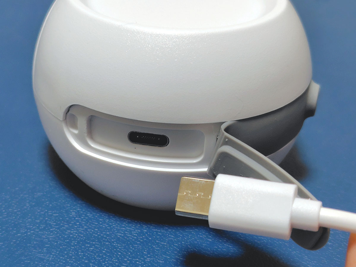 充電時間は約2.5時間