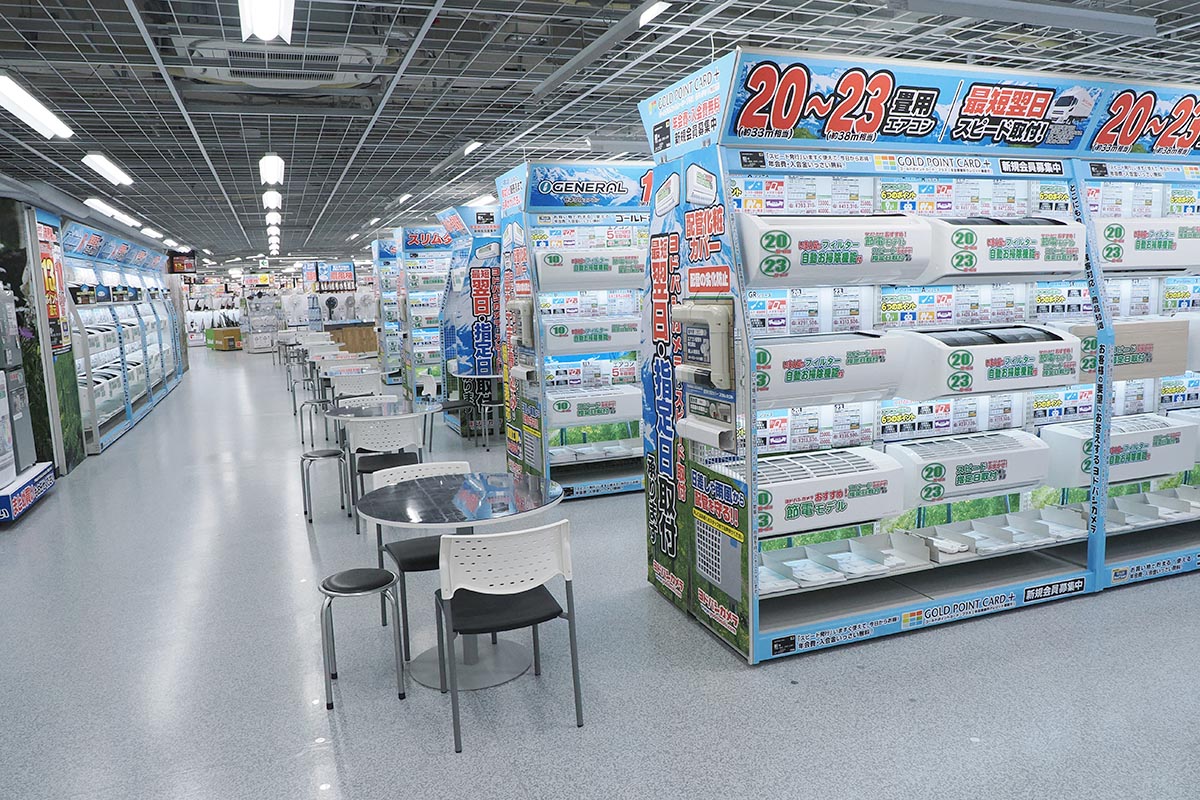生活家電売場はエアコンも充実