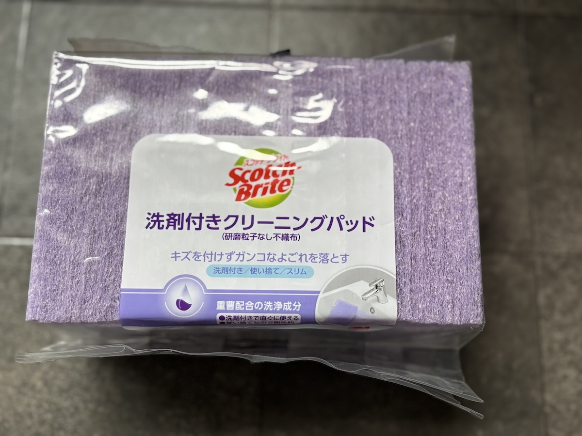 スコッチブライト 洗剤付きクリーニングパッド