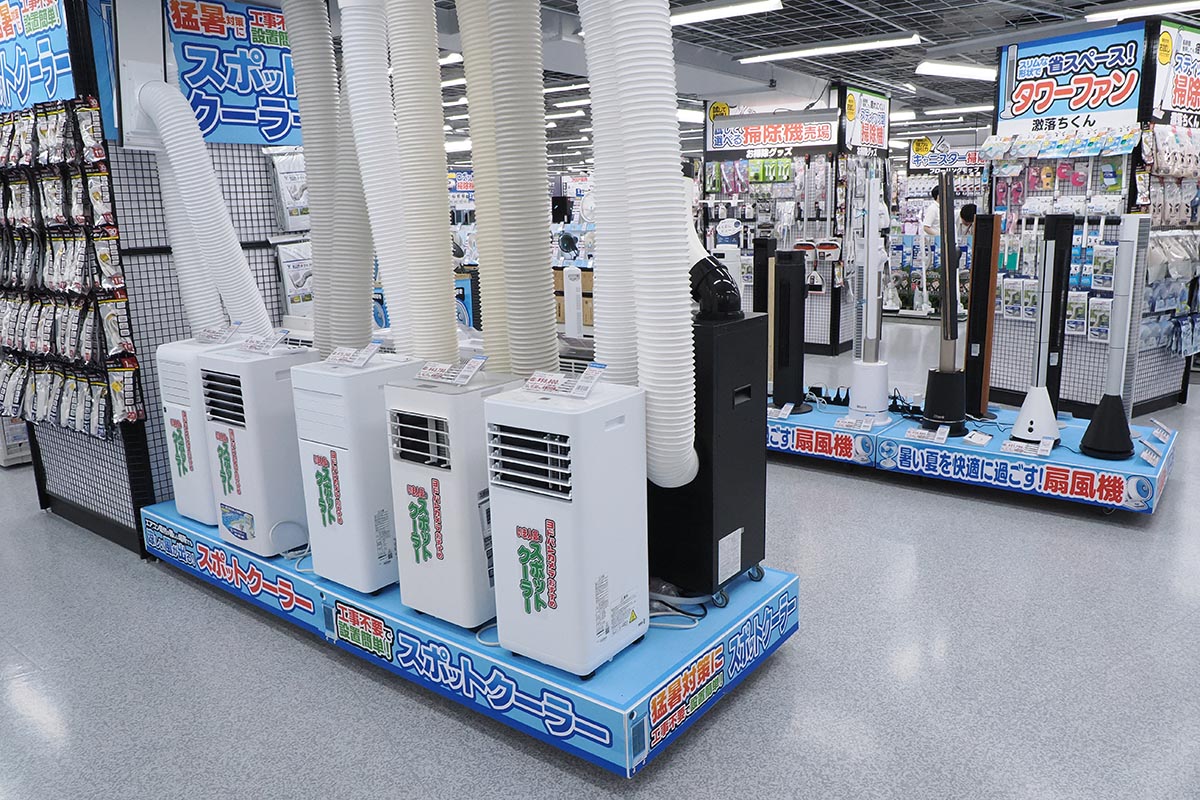 これからの季節に売れそうなスポットエアコン(ポータブルクーラー)も多数
