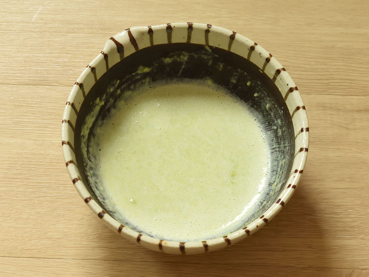 砂糖は少しずつ加え、味を見てお好みの甘さにしてください