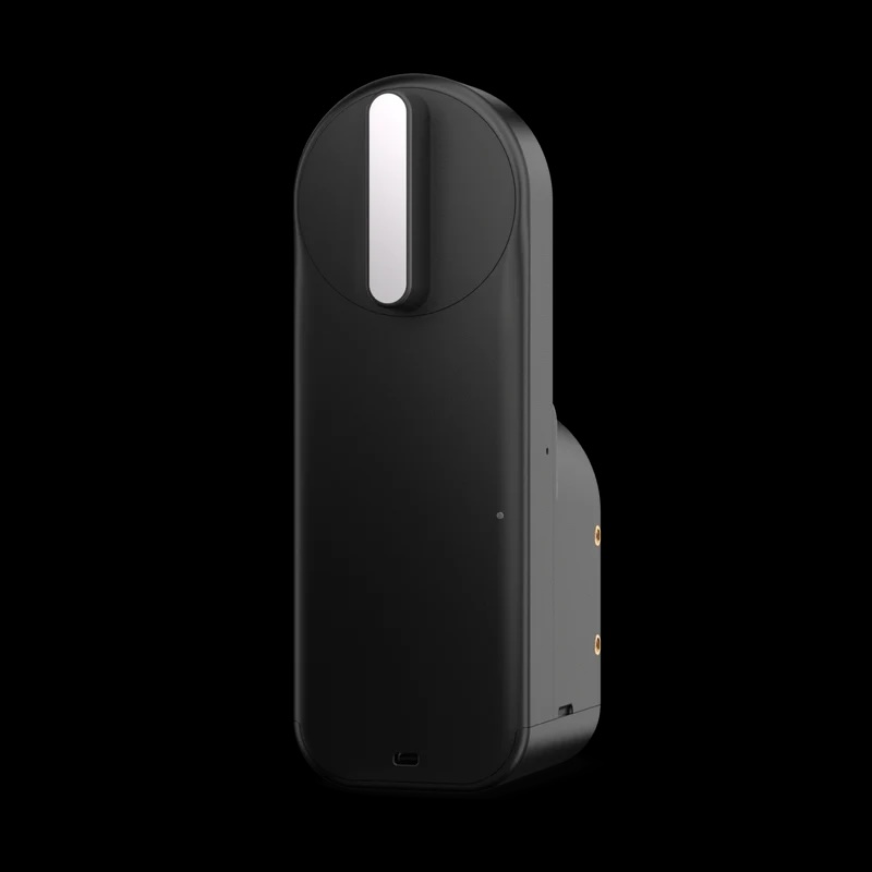 「SESAME 6 Pro mini」横幅がスリムになり、サムターン中心軸からドア枠まで20mm以下の扉にも対応する