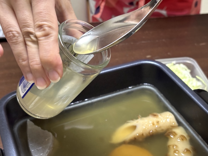 日本酒におでんの残り汁を注いで「出汁割り」に