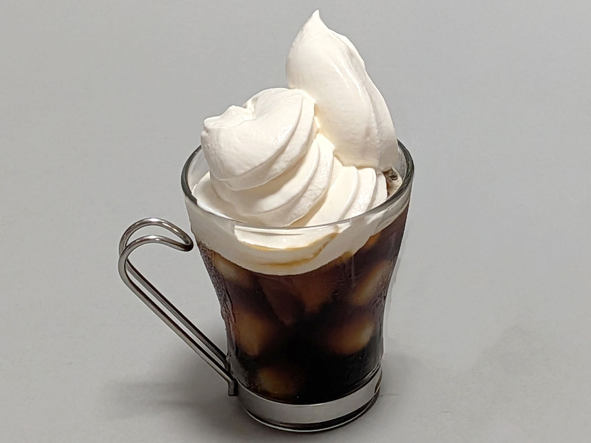 筆者一番のお気に入りがソフトクリームフロート