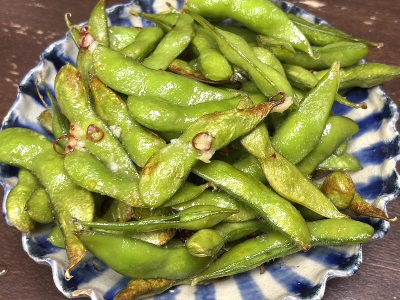 冷凍枝豆から作るペペロンチーノ。「冷凍食品」ボタンで185℃12分