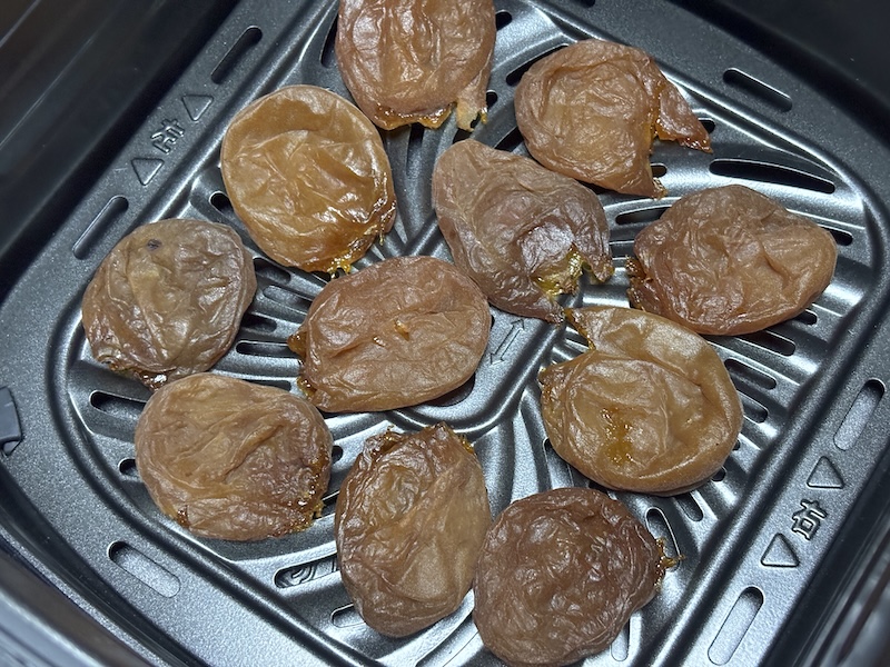 「Air Oven」では、80〜200℃(5℃刻み)、1〜90分(1分刻み)の範囲で手動設定できる。甘酢で漬けた干し梅を80℃90分で乾燥させてみた