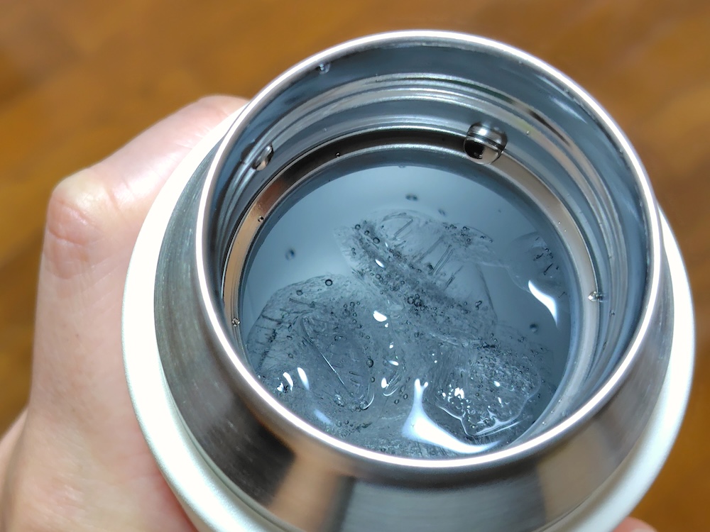 6時間経過しても氷が溶け残っていた