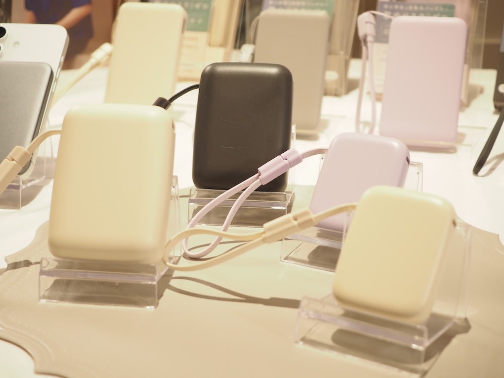準固体バッテリーを採用したモバイルバッテリーの新製品ラインナップ