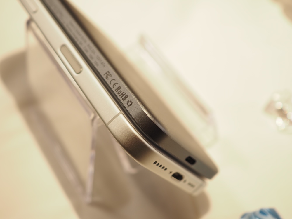 iPhoneに装着したところ