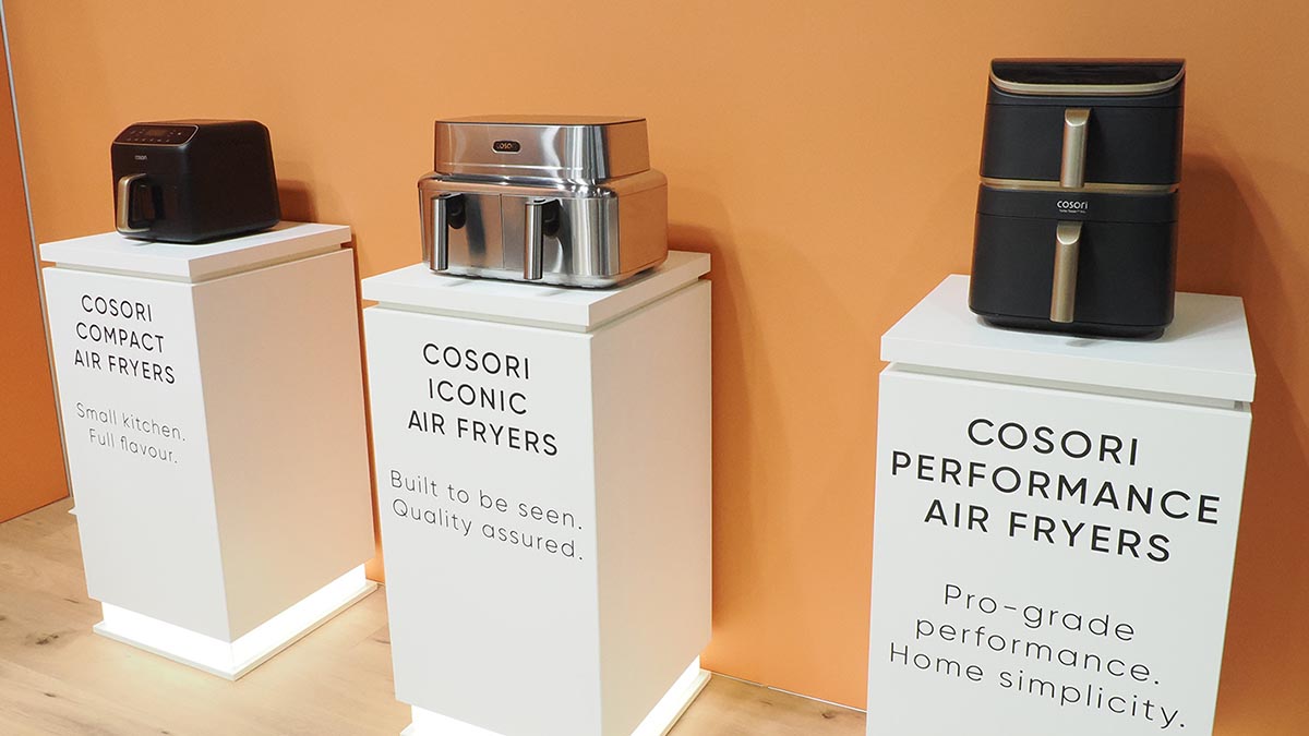 生活シーンに合わせてデザインやパフォーマンスを最適化したノンフライヤーを、幅広くCOSORIのブランドから展開しています