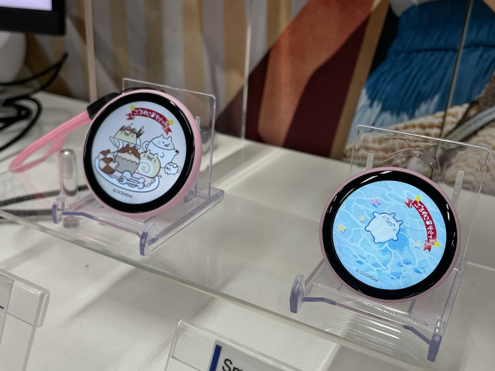 「エントリーモデル EB160TS」(写真右)と「スタンダードモデル EB180TS」(写真左)の2サイズをラインナップする