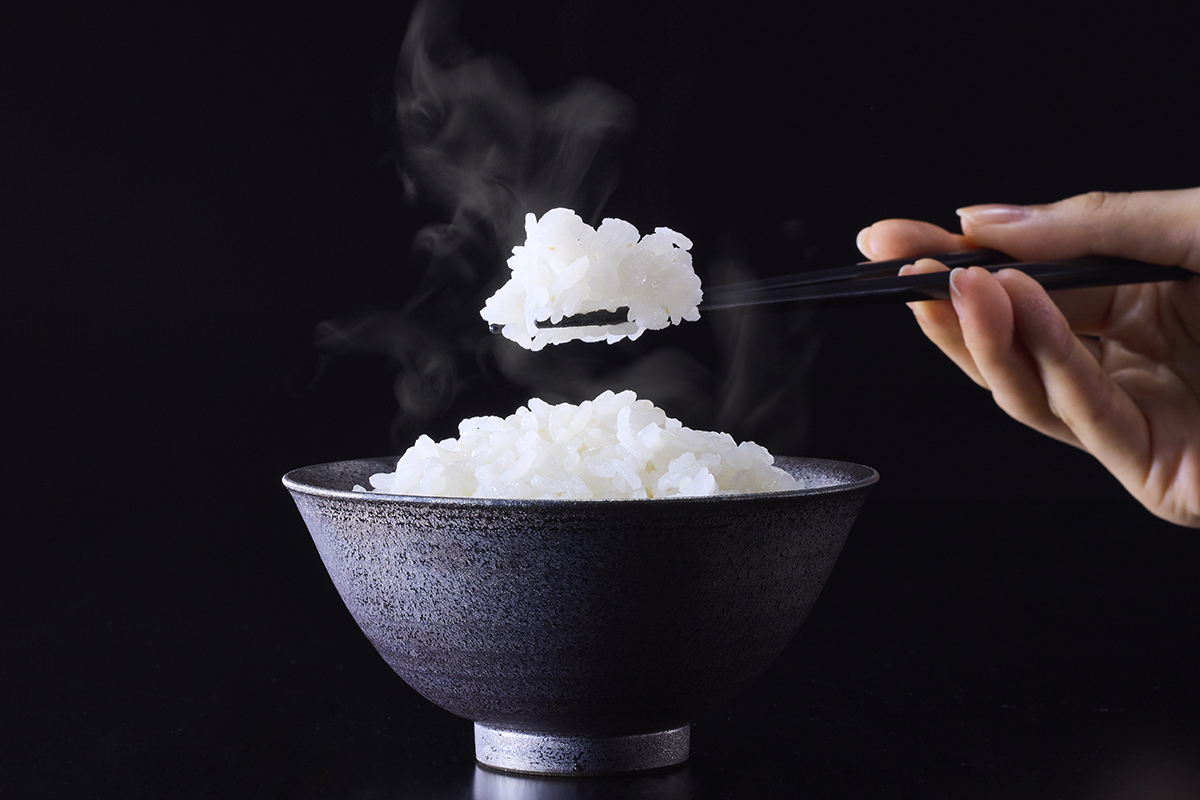 炊きたてごはんの甘みをアップさせ、そのおいしさをより長く保つ工夫も