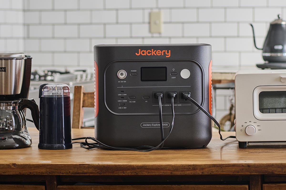 Jackery ポータブル電源 2000 New