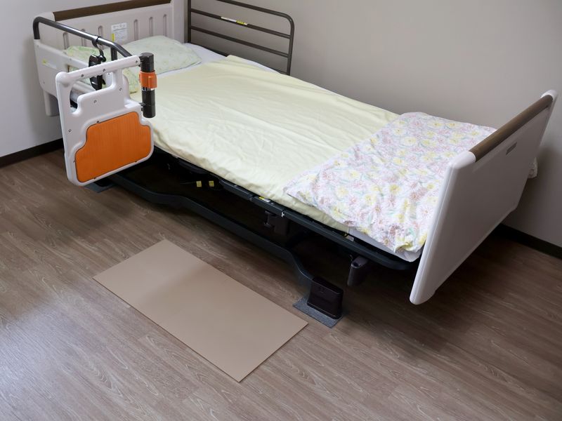 高齢者向け高衝撃吸収マットを開発