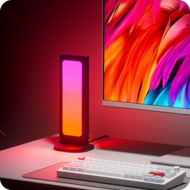 デスクアクセサリー「Nanoleaf ペグボードデスクドック」