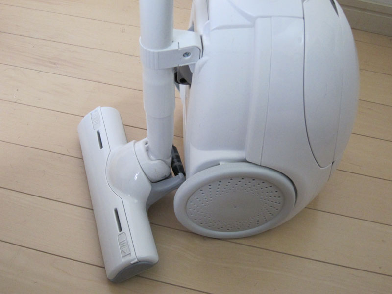 使用しないときはパイプ部分を本体に固定できる