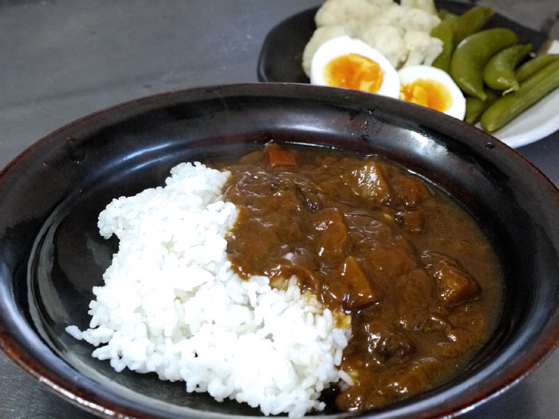 もちろん熱々のカレーライスも同時にできあがる