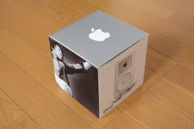 わたしの思い出家電】Appleの初代iPod「M8709J/A」 - 家電 WatchWatch