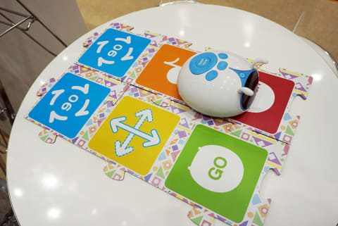 幼稚園や保育園も進むIT化。連絡帳から学習ロボットまで、ITツールが