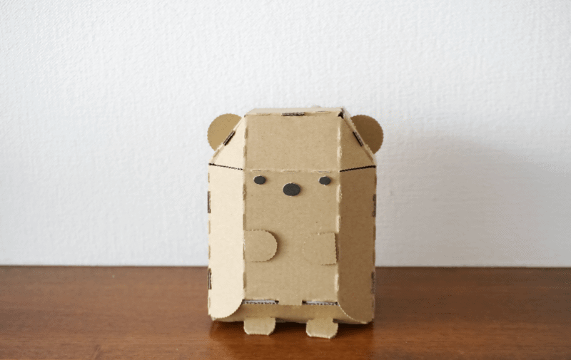 完成。ちょっと、真ん中ではなくすみっこに置いてあげたくなる雰囲気