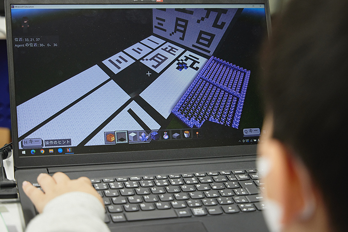 オリジナルのマインクラフト教材を使って学ぶ、まぶちのプログラミング教室「プロラボ」