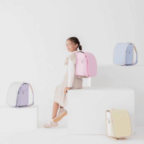 フィットちゃんの姉妹ランドセル「アーティファクト」、銀座三越で展示