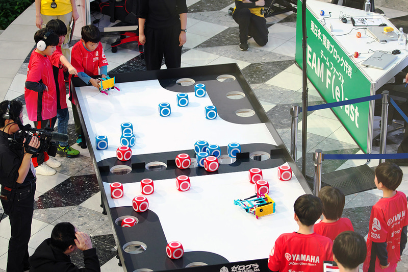 第1種目のロボット競技「スクランブルバトル」