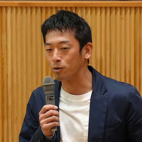 名古屋市立正色小学校の青木洸司先生