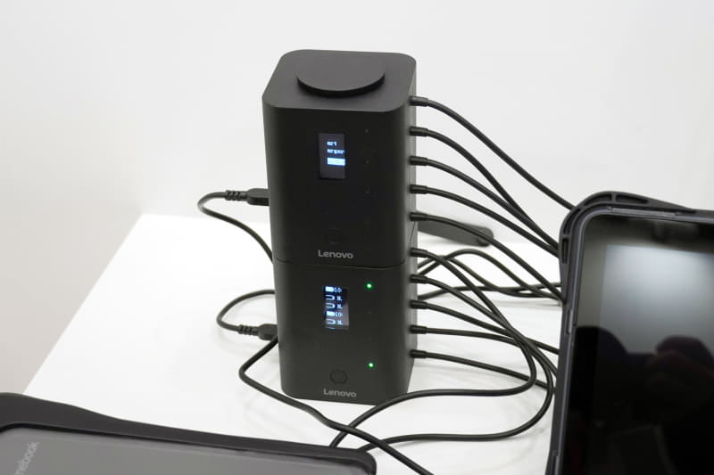 レノボのChromebookを充電できるスマートチャージャー